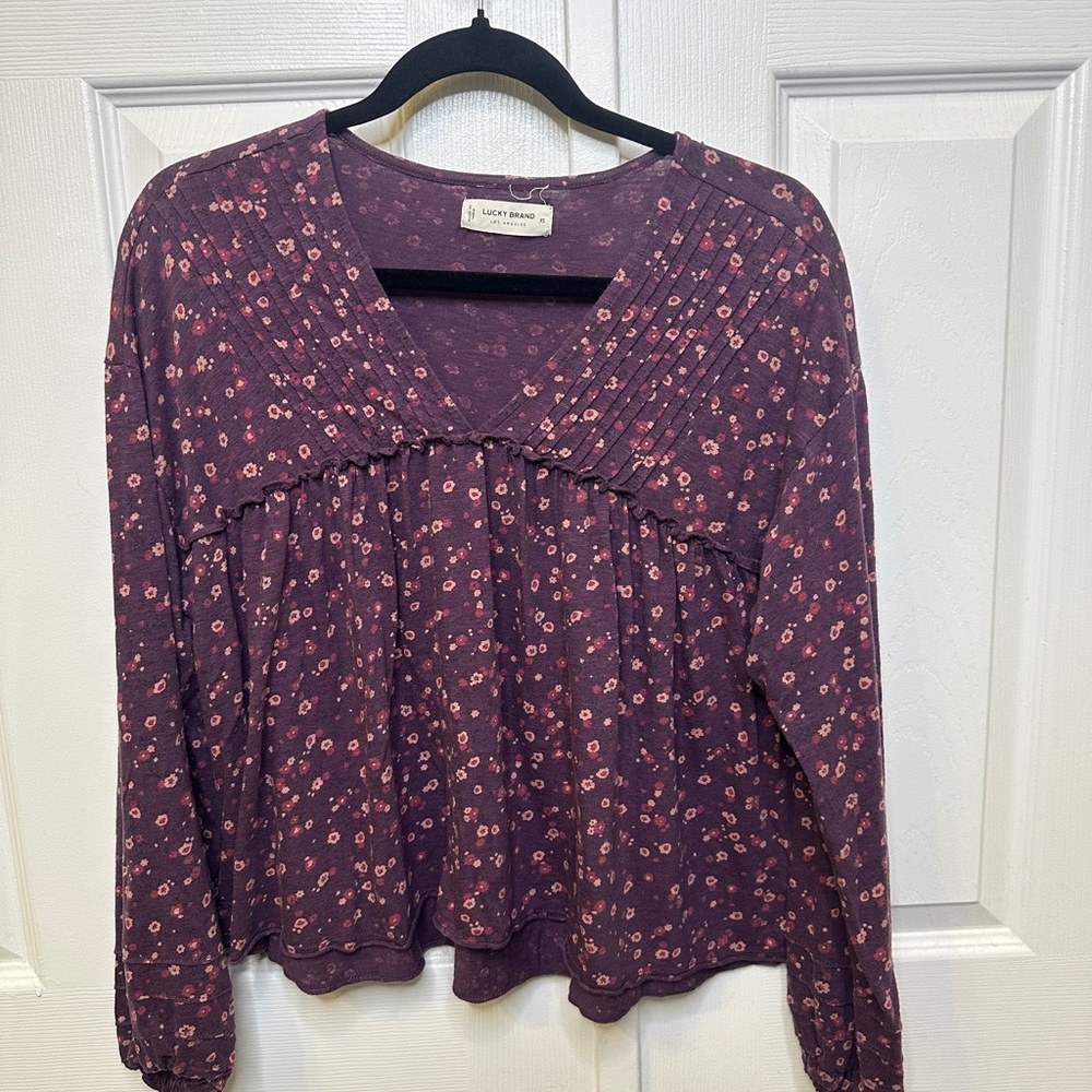 Lucky Brand Purple Floral Babydoll Top XS Boho Long Sleeve Pintuck Blouse